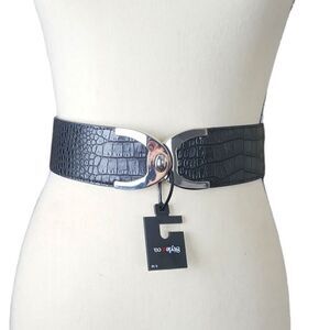 𝅺STYLE &  Co Black Faux Leather Croc Embossed Stretch Belt Size S/M NWT
